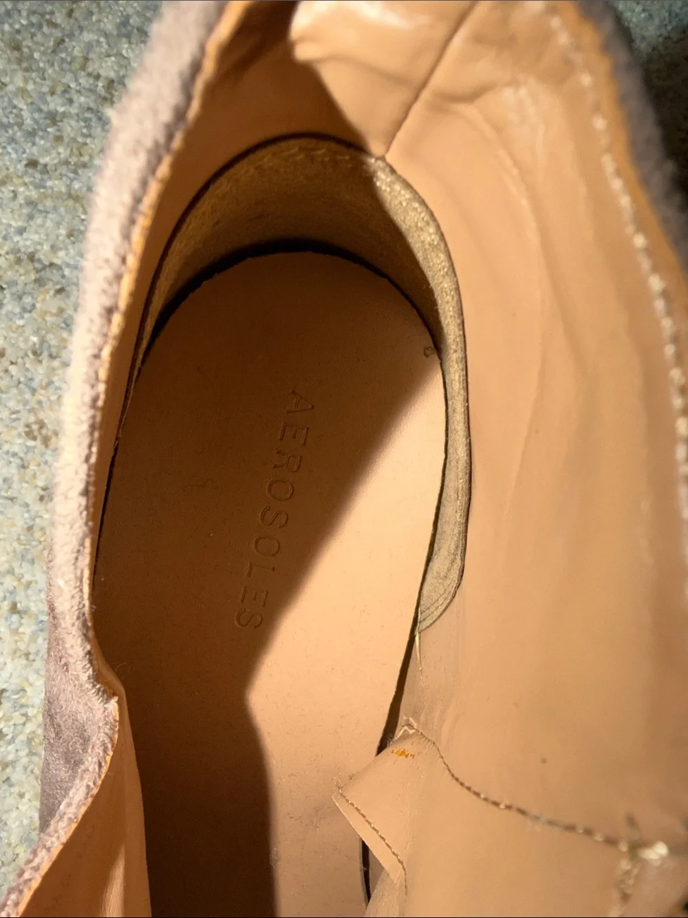 AEROSOLES suede chukka